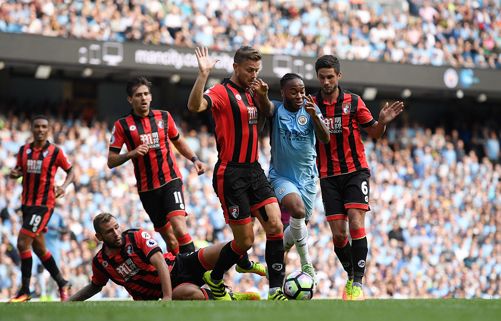 埃贝尔：穆西亚拉复出要等到1月；和格纳布里续约谈判很顺利（埃贝尔：穆西亚拉预计一月归队，格纳布里续约进展顺利）