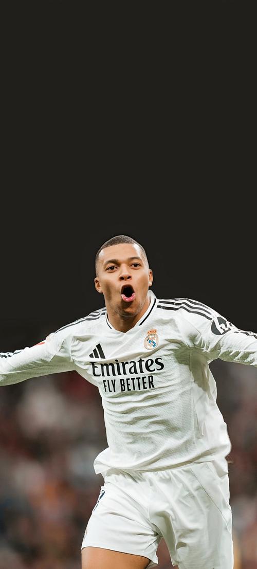 英超半场：泰特、威尔逊破门，维卡里奥送空门，热刺2-0富勒姆（英超半场战报：泰特、威尔逊进球，维卡里奥失误送空门，热刺2-0领先富勒姆）