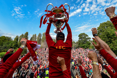 意甲战报：内雷斯双响，斯卡马卡破门，那不勒斯3-1亚特兰大（意甲速递：内雷斯梅开二度，斯卡马卡建功，那不勒斯3-1力克亚特兰大）