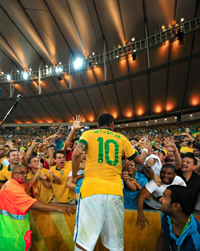 云达不莱梅vs沃尔夫斯堡：菅原由势、施密德首发，埃里克森、阿诺德出战（不莱梅对阵狼堡：菅原由势、施密德先发，埃里克森与阿诺德出场）