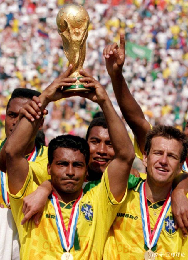 比塞克：不考虑转会问题；我必须持续出场才有机会踢世界杯（比塞克：暂不考虑转会，只有保持出场才能争世界杯名额）