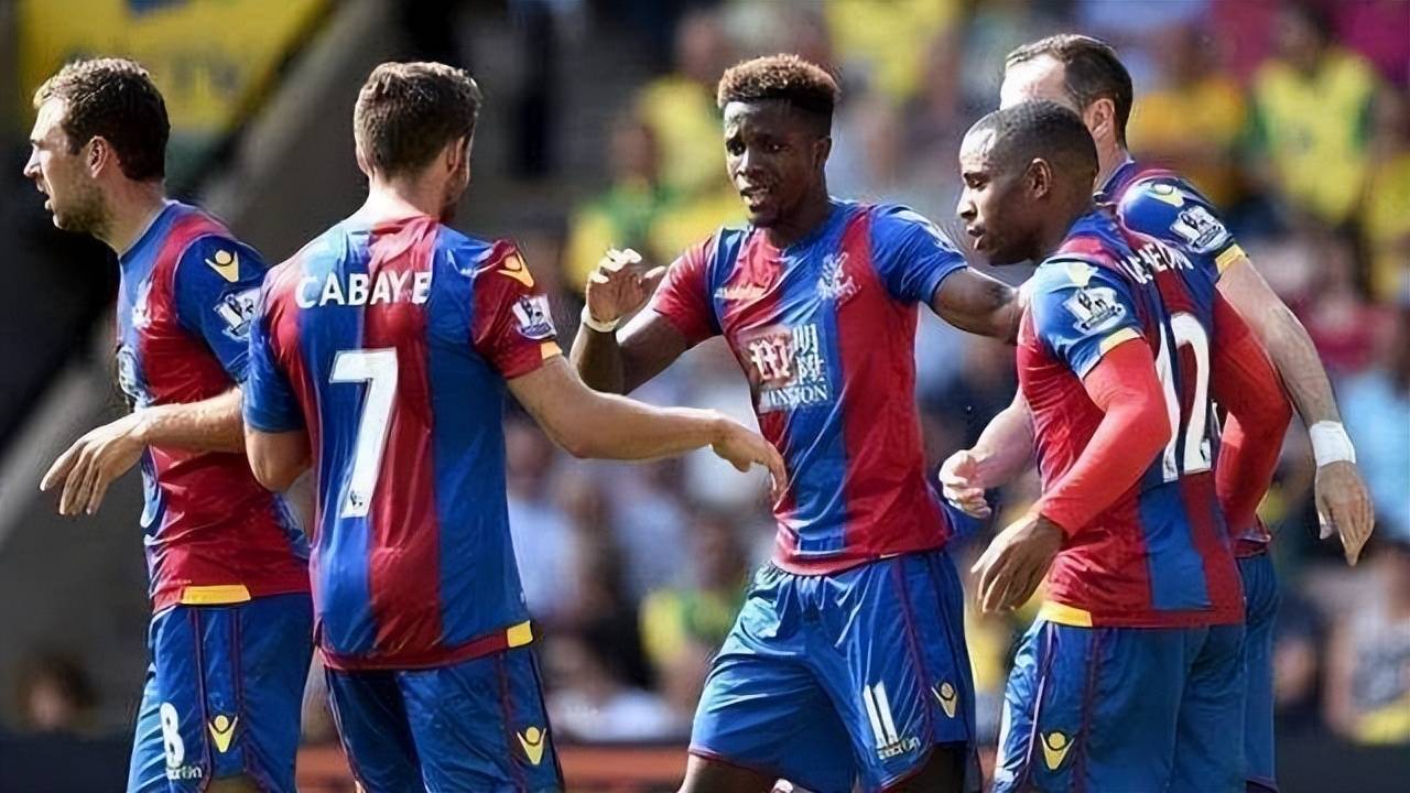 意媒：为避免球迷干扰，斯帕莱蒂决定尤文不在那不勒斯过夜（意媒称斯帕莱蒂为规避球迷打扰，决定尤文不在那不勒斯留宿）