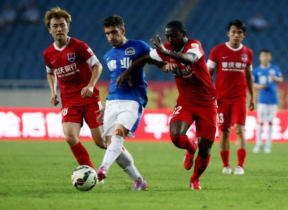 祝贺，苏超MVP范厚泰获2025微博竞燃之夜年度瞩目运动员奖项（苏超MVP范厚泰荣膺2025微博竞燃之夜年度瞩目运动员）