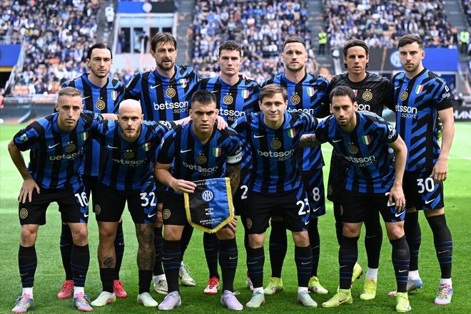 记者：国米、尤文和水晶宫想冬窗引进阿克，曼城要价3500万欧（曝曼城为阿克标价3500万欧，国米、尤文与水晶宫有意冬窗引进）